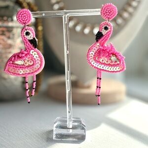 🌟BUY 1 GET 1 FREE🌟 BRAND NEW Beaded Flamingo Earrings